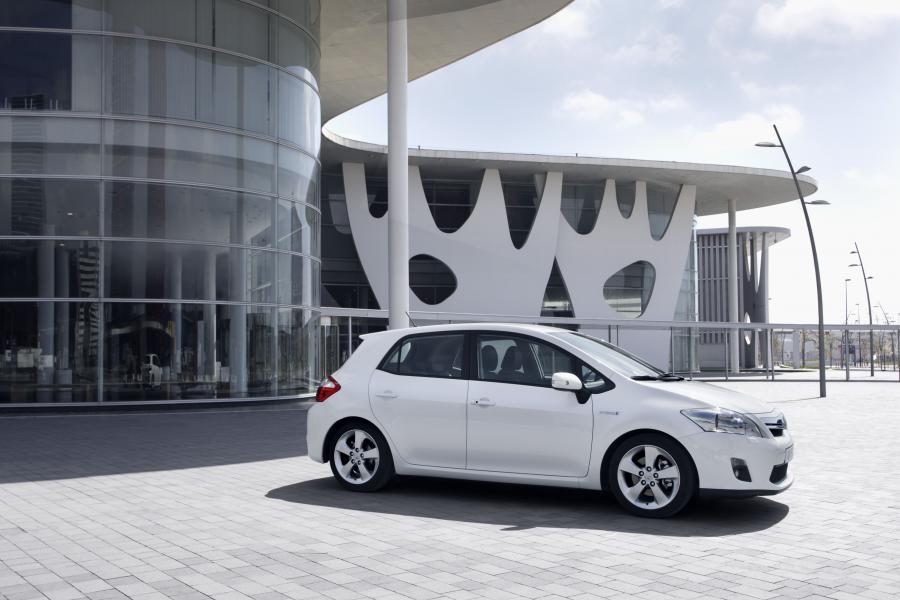  Toyota Auris HSD 2010 года  (фото 56 из 111)